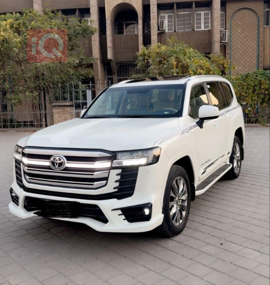 تويوتا لاندكروزر